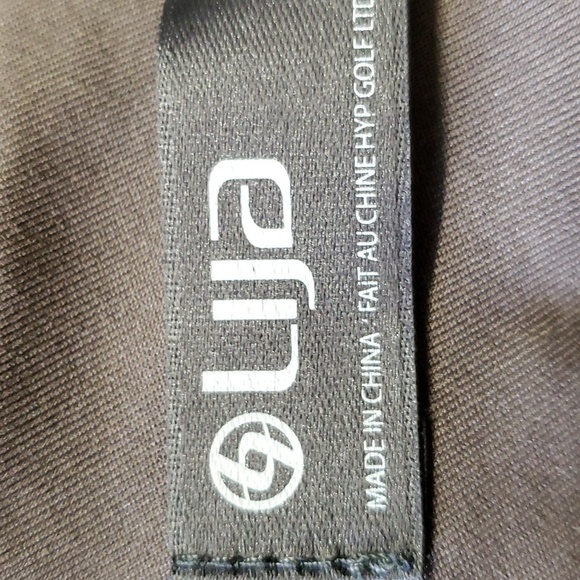 LIJA, Womens Bermuda shorts.  Size 6. Gray. 4 pockets, Golf. Pickel ball. Tennis - Picture 7 of 12